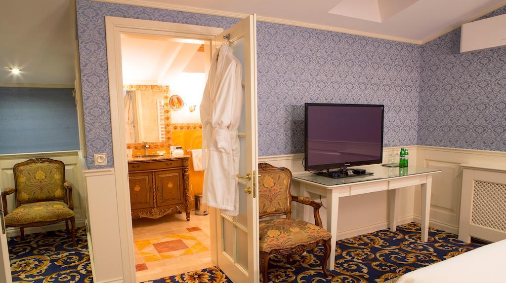 Ministerium Hotel Odessa Esterno foto
