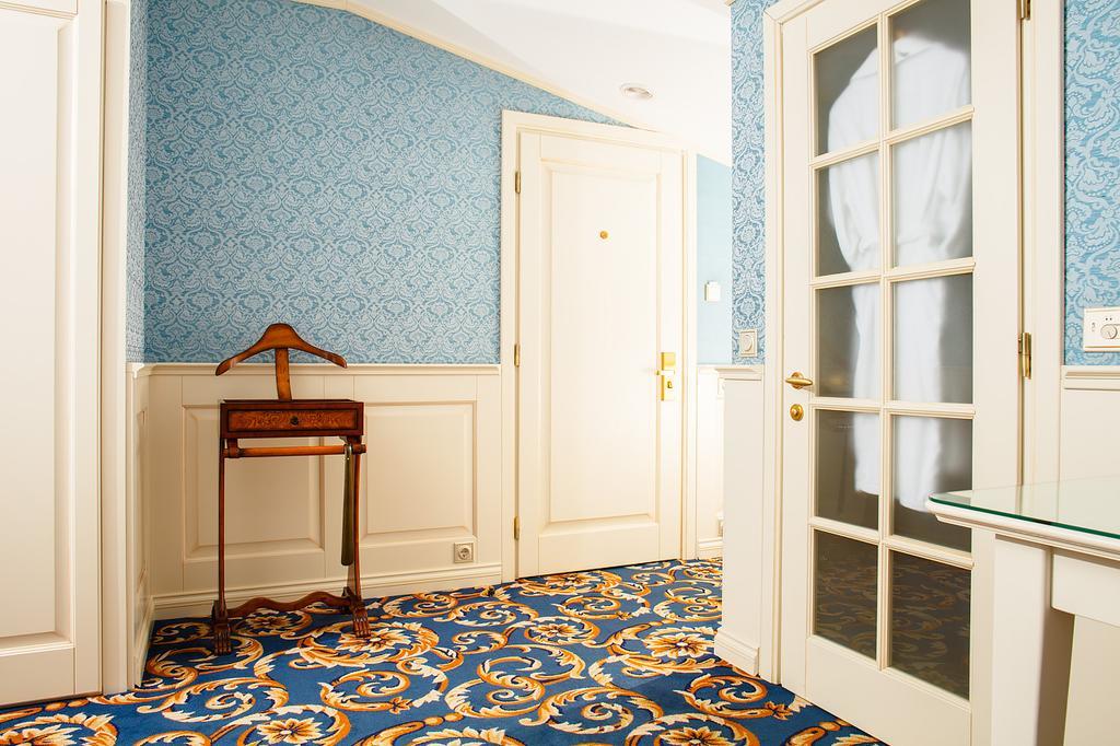 Ministerium Hotel Odessa Esterno foto