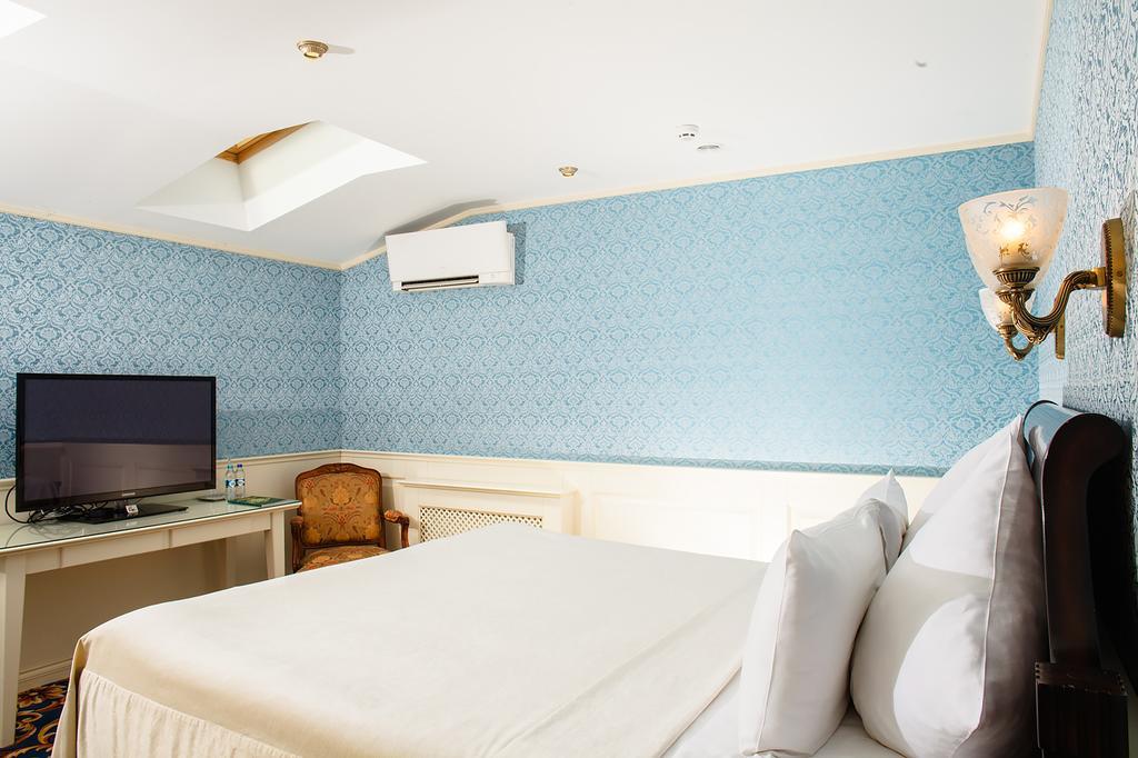 Ministerium Hotel Odessa Esterno foto