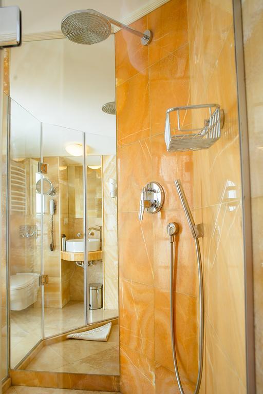 Ministerium Hotel Odessa Esterno foto