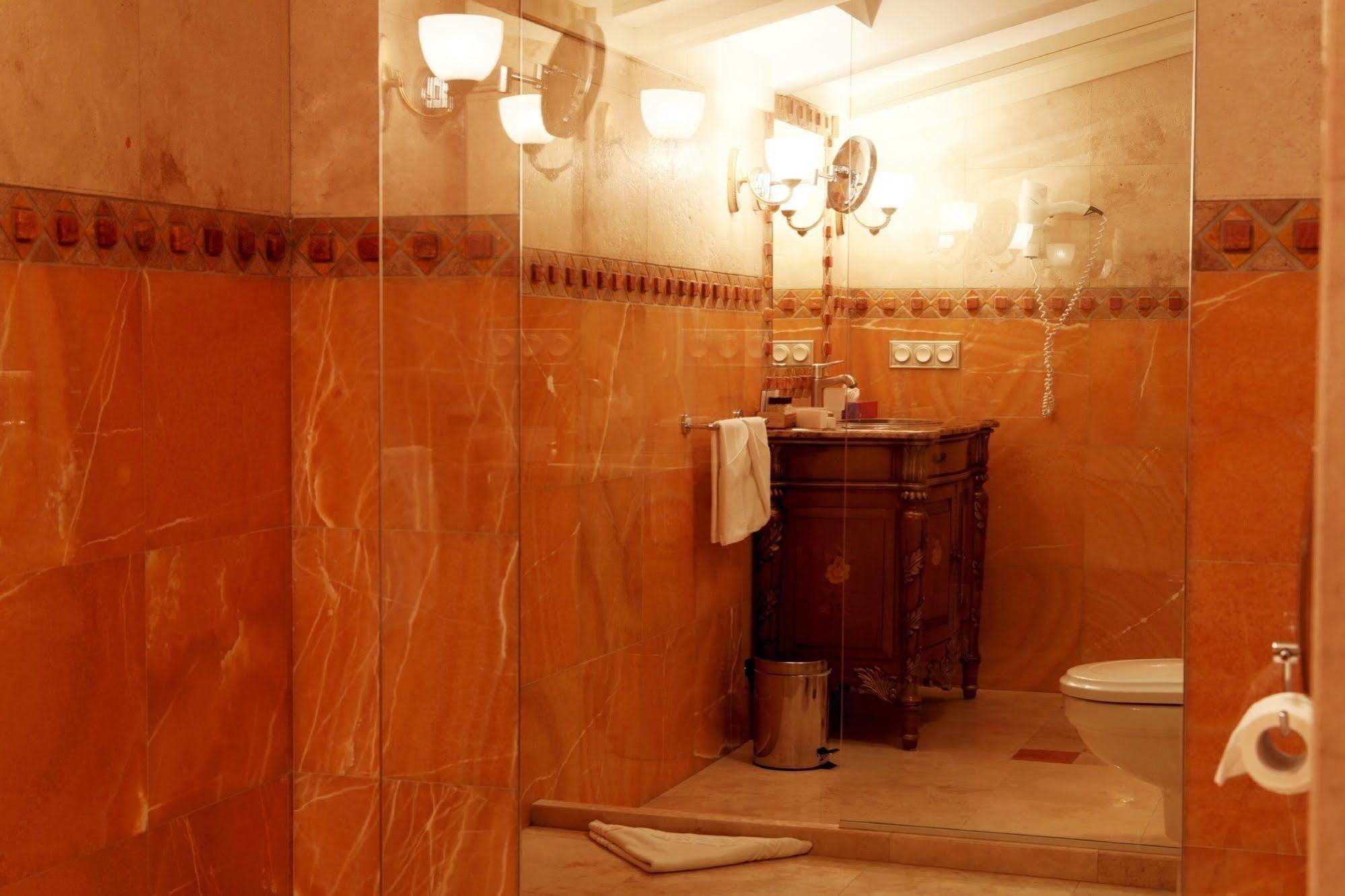 Ministerium Hotel Odessa Esterno foto